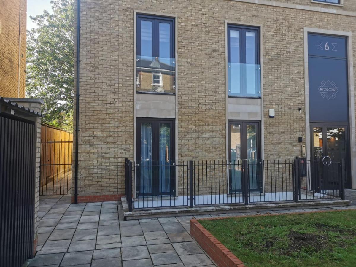 Comfortable London Retreat - Sleeps 6 Bagian luar foto